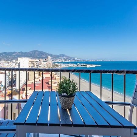 Fuengirola. Bonito Apartamento En Paseo Maritimo. Espectaculares Vistas Al Mar. Primera Linea 外观 照片